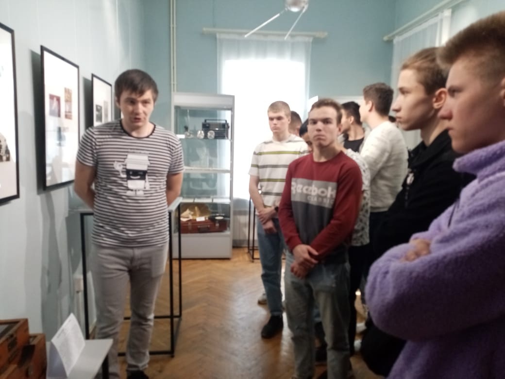 Выставка в Музее истории молодежного движения «Открылась бездна, звезд полна…»